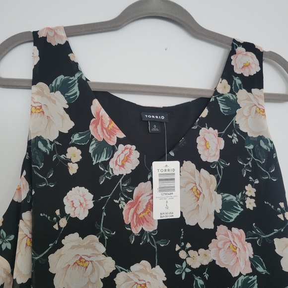 NWT Torrid Floral Chiffon Double Layer Tank | 1X - Picture 4 of 6